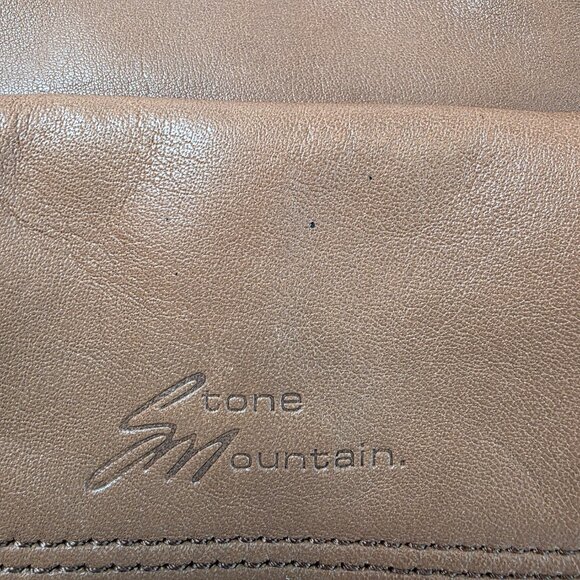 Stone Mountain Genuine Leather Tan Shoulder Bag Organizer Pockets - Picture 8 of 11